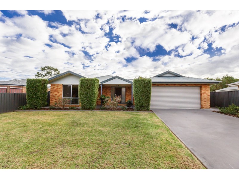 14 Langholme Court, Sale VIC 3850