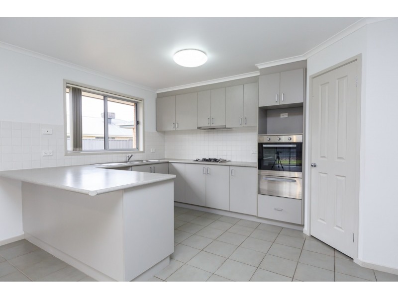 14 Langholme Court, Sale VIC 3850