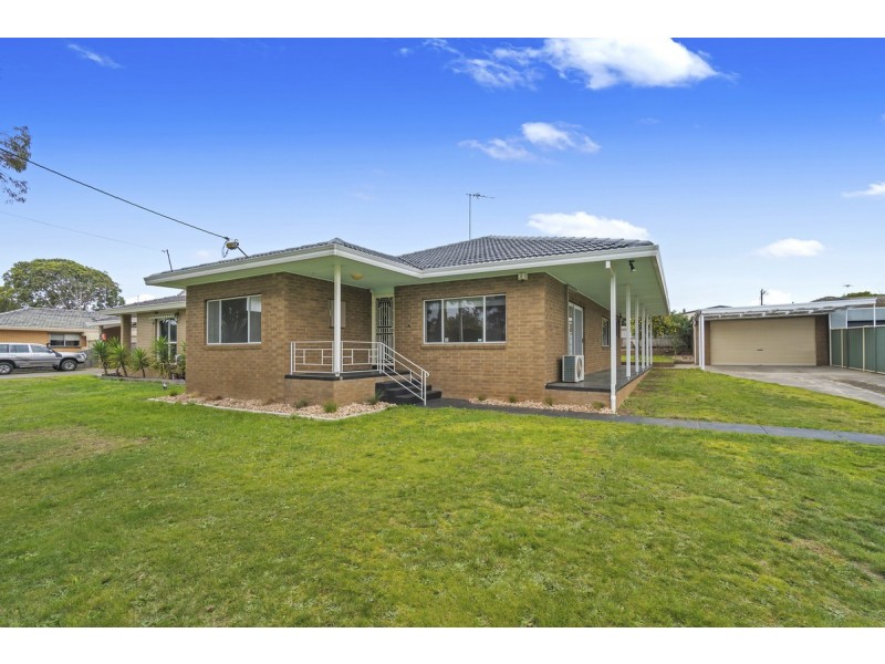14 San Luis Drive, Sale VIC 3850