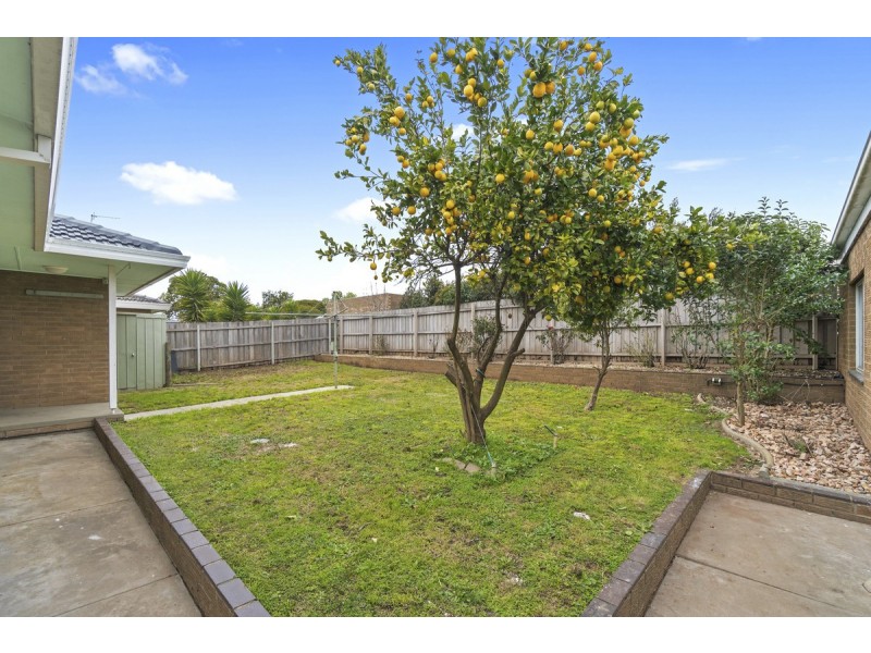 14 San Luis Drive, Sale VIC 3850