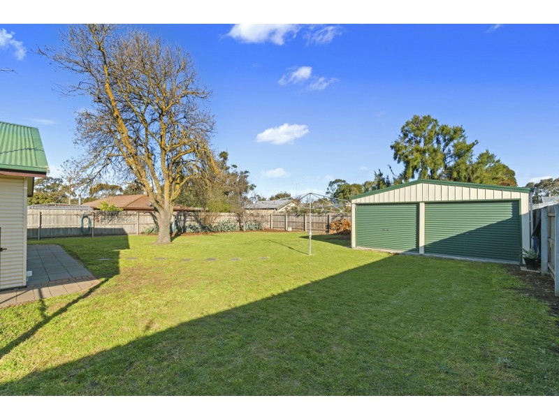 40 Buckley Street, Stratford VIC 3862