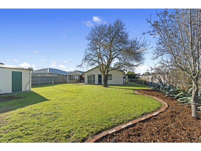 40 Buckley Street, Stratford VIC 3862
