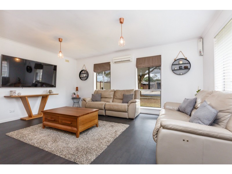 14 Weir Street, Sale VIC 3850