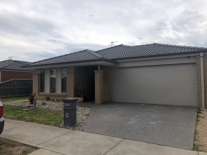 19 Ruthberg Drive, Sale VIC 3850