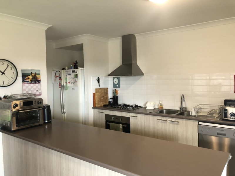 19 Ruthberg Drive, Sale VIC 3850