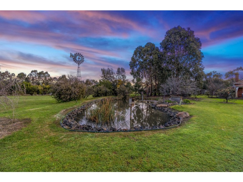 91 Licola Road, Heyfield VIC 3858