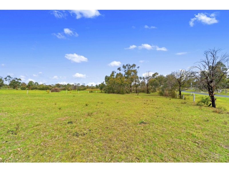 2 Brewer Court, Longford VIC 3851