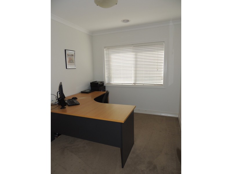 13 Brolga Place, Sale VIC 3850