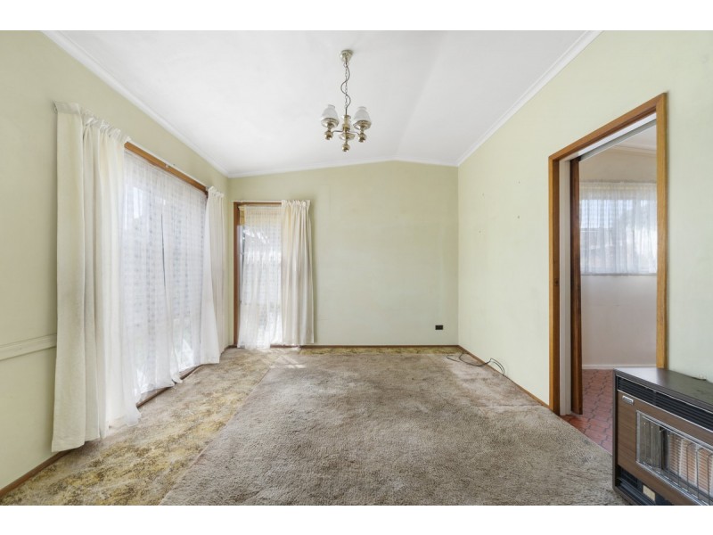 8 Glomar Grove, Sale VIC 3850