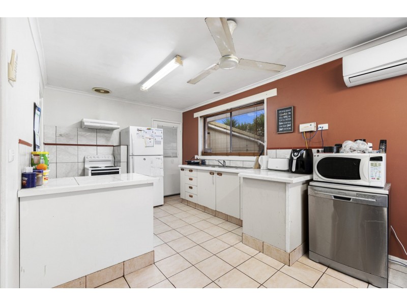 16 High Street, Longford VIC 3851