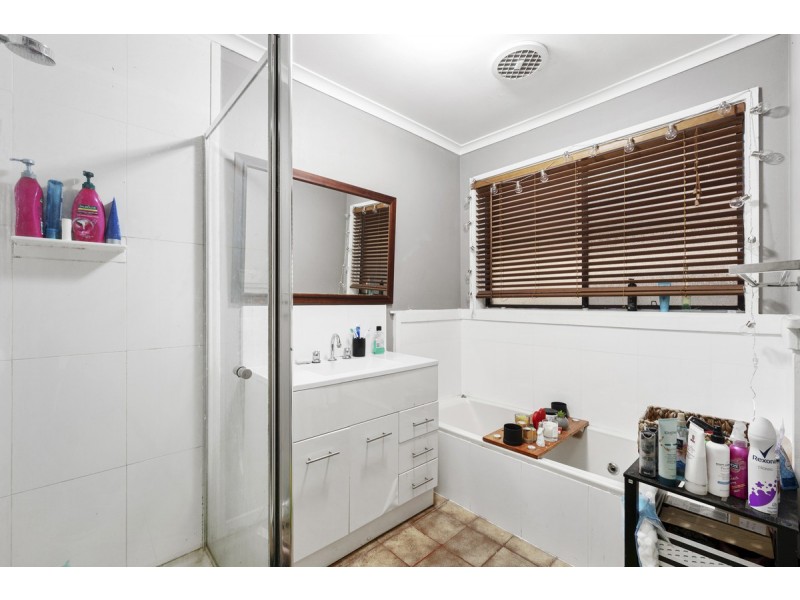 16 High Street, Longford VIC 3851