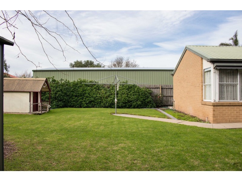 17 Stevens Street, Sale VIC 3850