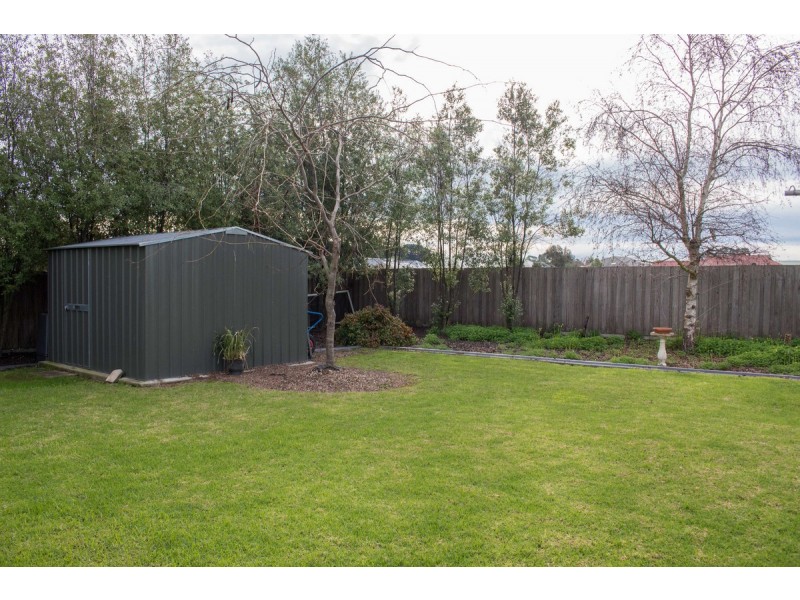 17 Stevens Street, Sale VIC 3850