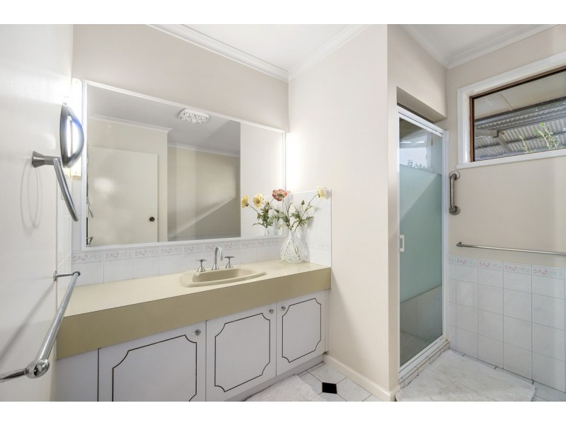 20 Hutchison Street, Sale VIC 3850