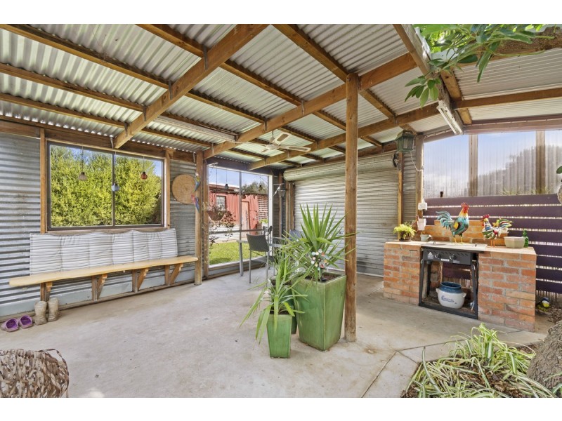 71 Knight Street, Maffra VIC 3860