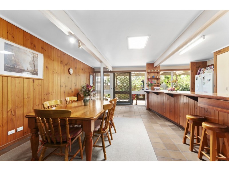 16 Indra Court, Sale VIC 3850