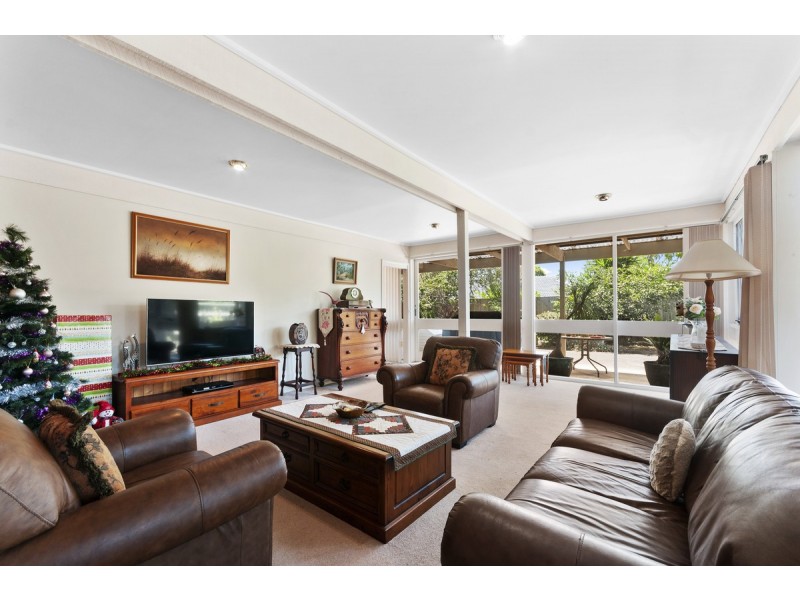 16 Indra Court, Sale VIC 3850