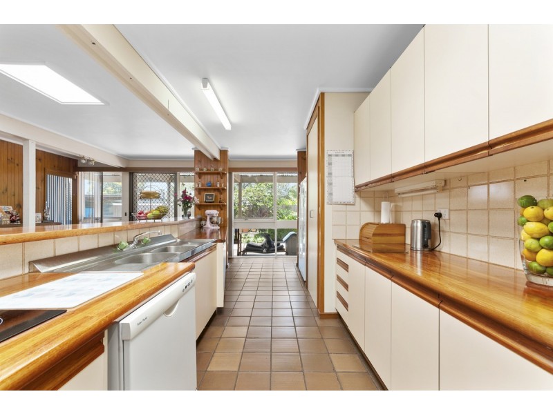16 Indra Court, Sale VIC 3850