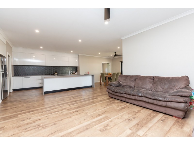 3 Buckley Street, Stratford VIC 3862