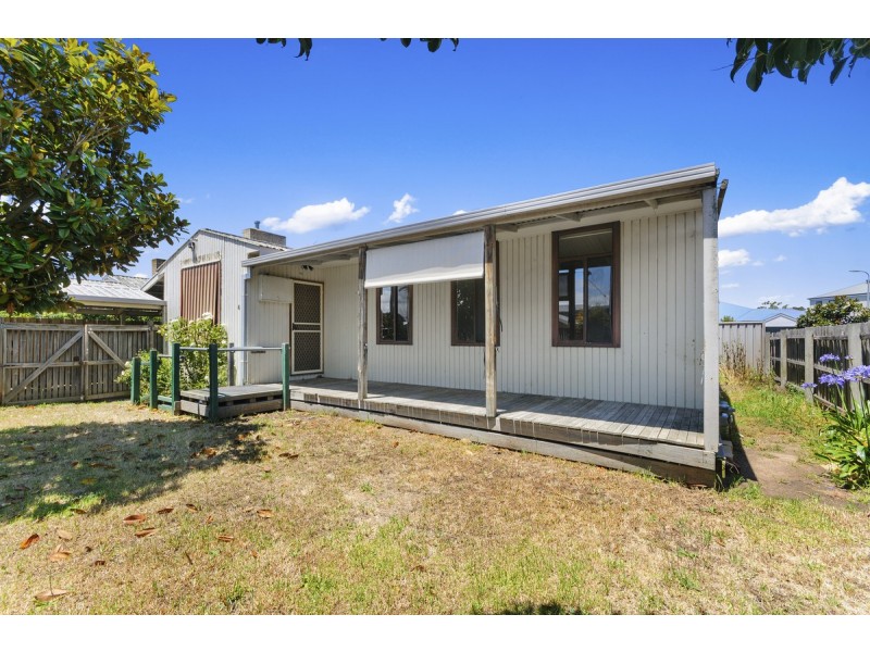 4 Macarthur Street, Sale VIC 3850