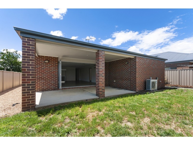 14 Railway Place, Sale VIC 3850