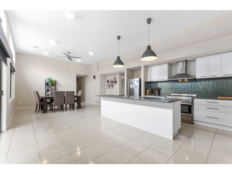 1B Rachel Court, Sale VIC 3850