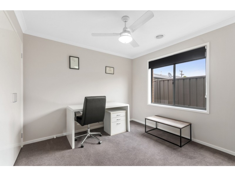 1B Rachel Court, Sale VIC 3850