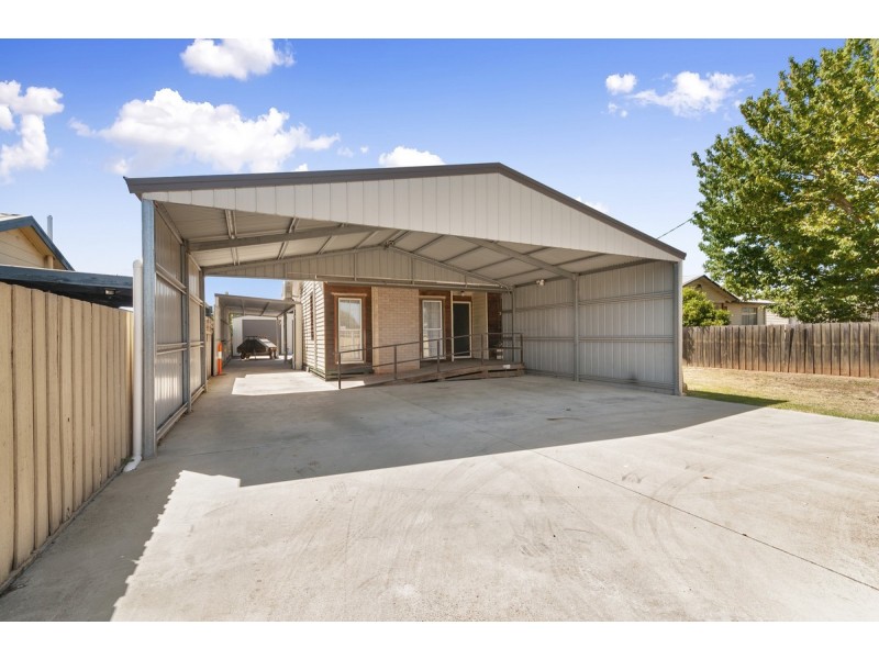 14 Howard Street, Sale VIC 3850