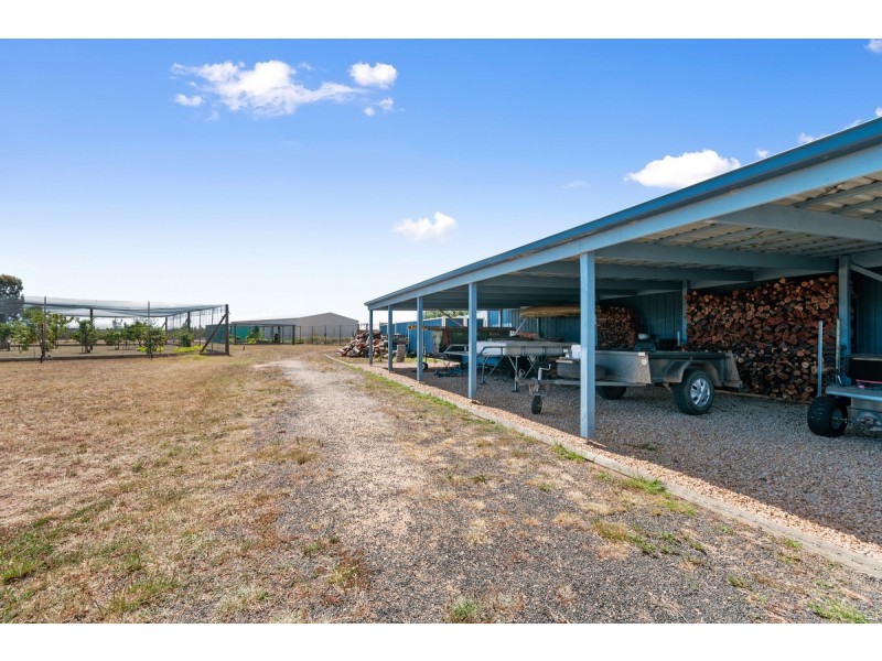 30 Avonlea Estate Road, Stratford VIC 3862