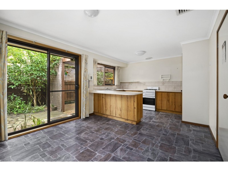 2/16 Dundas Street, Sale VIC 3850