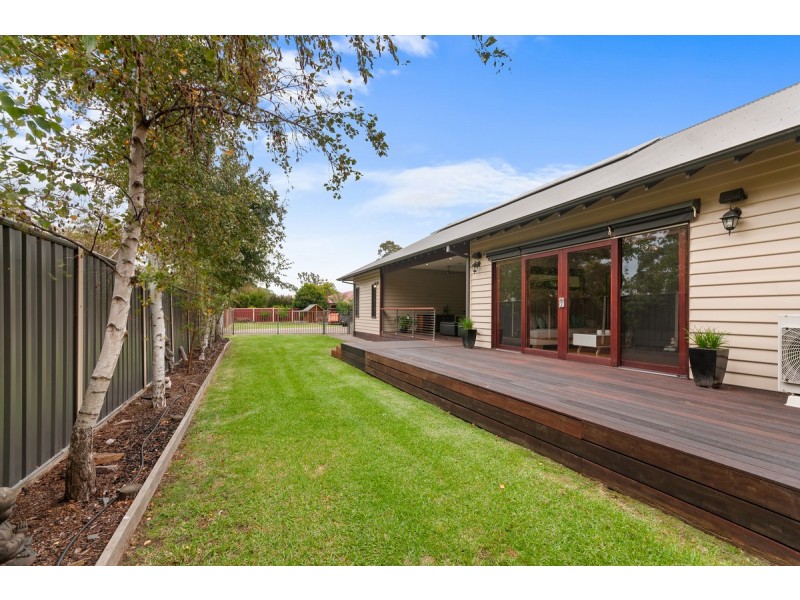 40 Hobson Street, Stratford VIC 3862