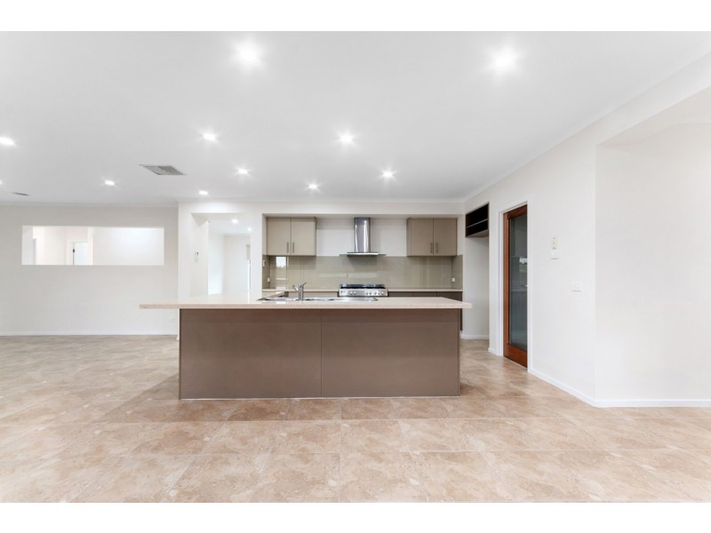 87 Reid Drive, Wurruk VIC 3850