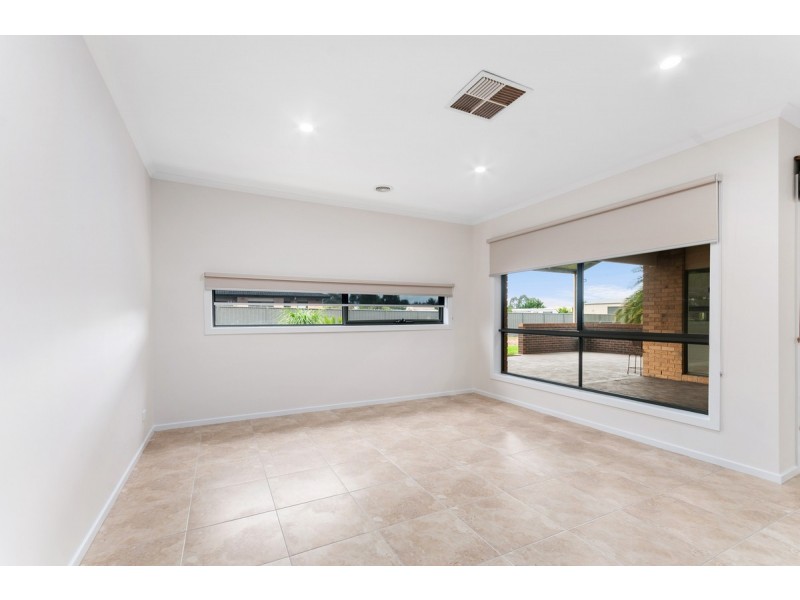 87 Reid Drive, Wurruk VIC 3850