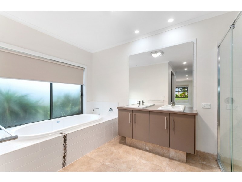 87 Reid Drive, Wurruk VIC 3850