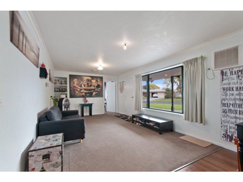 2 Stafford Drive, Sale VIC 3850