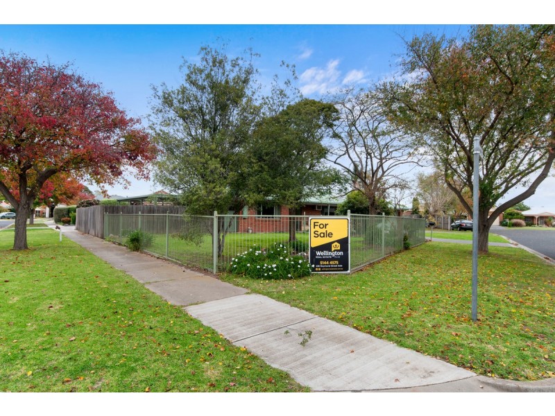 2 Stafford Drive, Sale VIC 3850