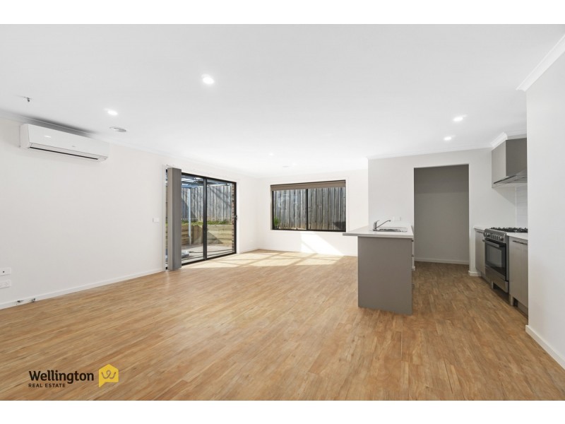 8 Burraginnin Close, Sale VIC 3850