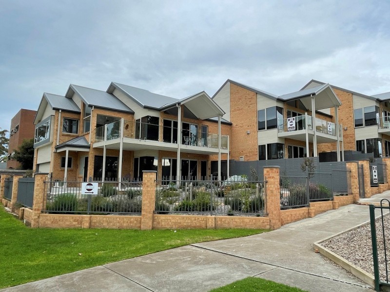 2/62 York Street, Sale VIC 3850