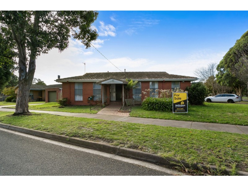 19 McLachlan Street, Sale VIC 3850