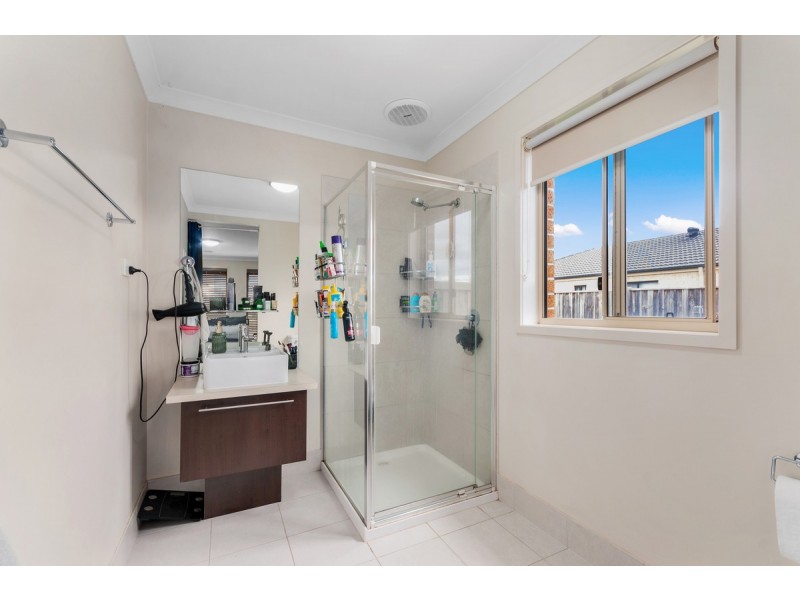 7 Cantwell Drive, Sale VIC 3850