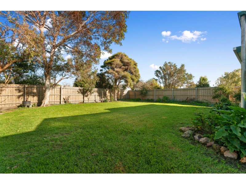 71 Main Road, Seaspray VIC 3851