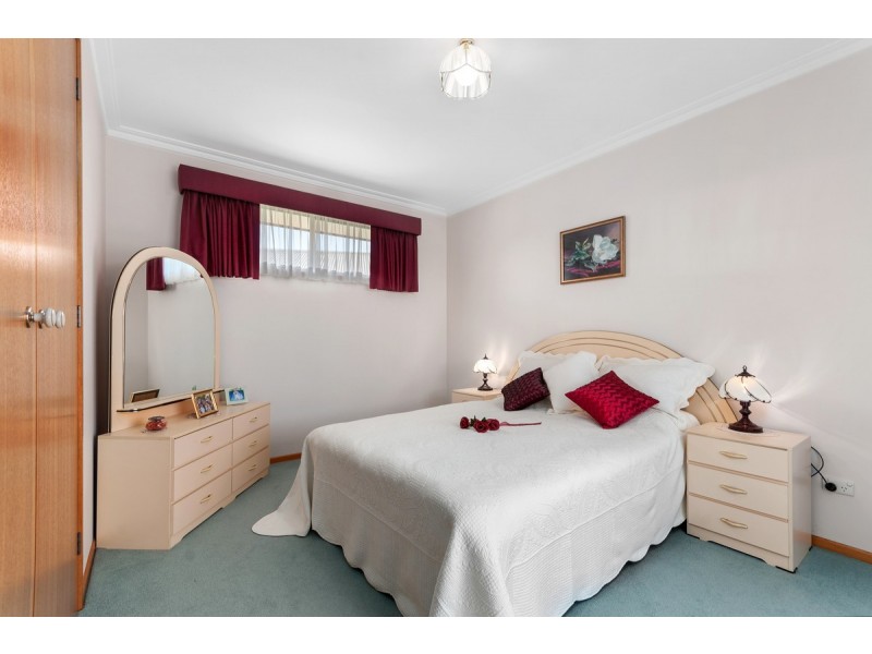 8 Jennifer Court, Sale VIC 3850