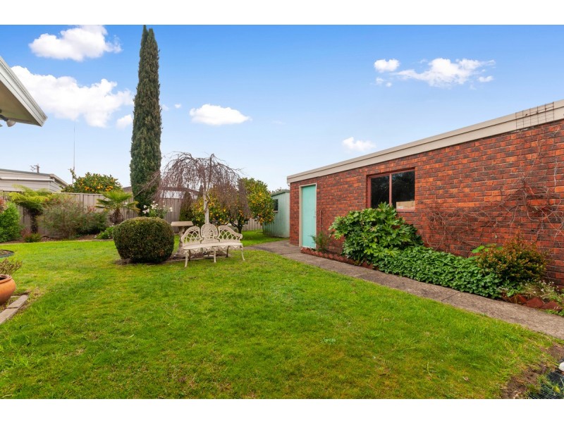2 Indra Court, Sale VIC 3850