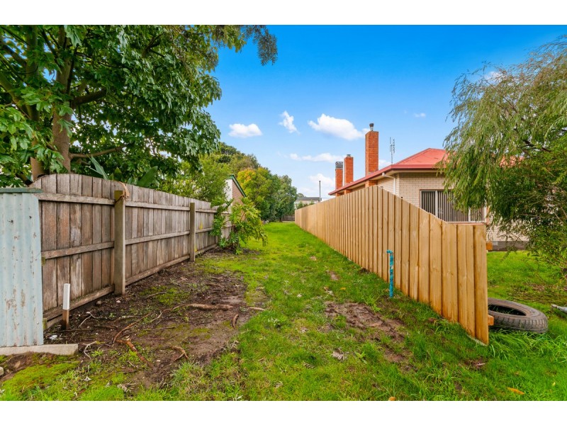 98a Barkly Street, Sale VIC 3850