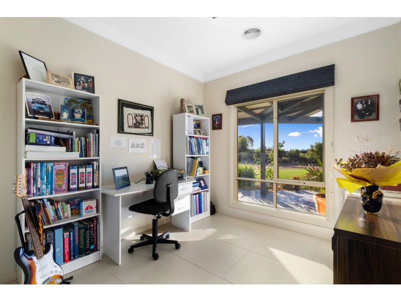17 Browns Road, Fulham VIC 3851