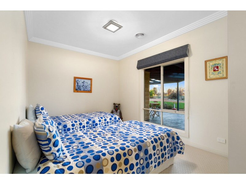 17 Browns Road, Fulham VIC 3851