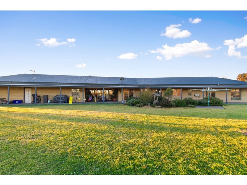 17 Browns Road, Fulham VIC 3851