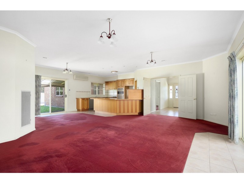 9 Finegan Court, Sale VIC 3850