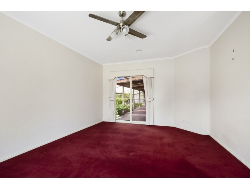 9 Finegan Court, Sale VIC 3850