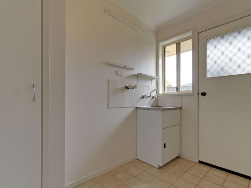 2/242A Raglan Street, Sale VIC 3850